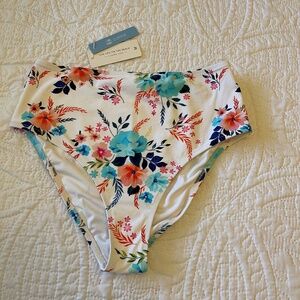 NWT Cupshe Swim Bottoms Floral size M